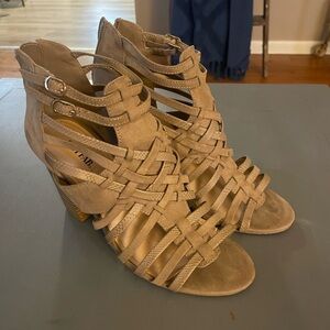 JustFab Lace Up Suede Cutout Heel Sandals Size 9.5 Casual Business